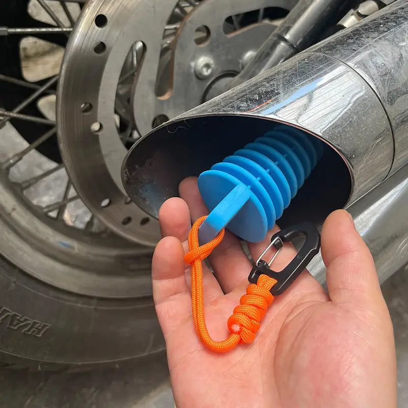 Motorcycle Exhaust Plug with Anti-Lost Lanyard & High-Strength Static Rope Wrist Hook, Fits 2.79cm-4.6cm Diameter